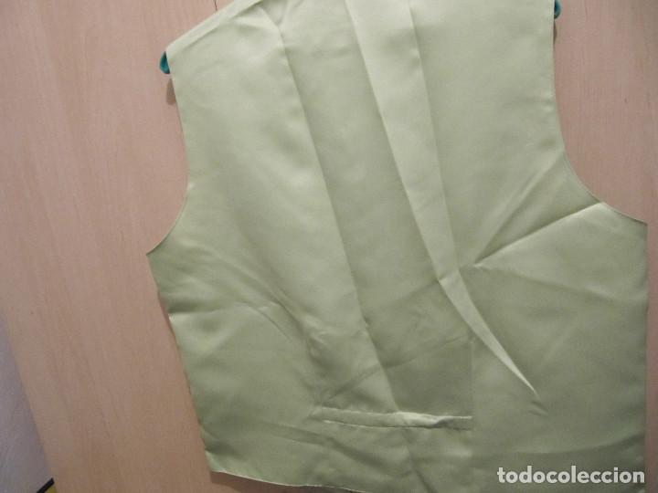 Nuevo: LINEY CHALECO CEREMONIA VERDE CON ETIQUETA - Foto 6