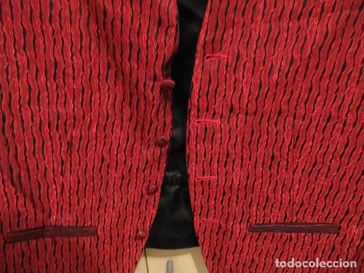 Nuevo: CHALECO DE CEREMONIA ROJO CON ETIQUETA LINEY - Foto 2