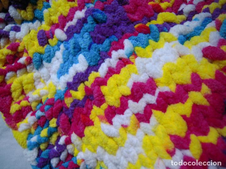 Nuevo: Bufanda multicolor artesanal - Foto 4