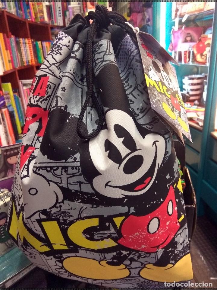 Nuevo: Saco petate/mochila planta Mickey Mouse retro vintage. Nuevo a estrenar con etiquetas.