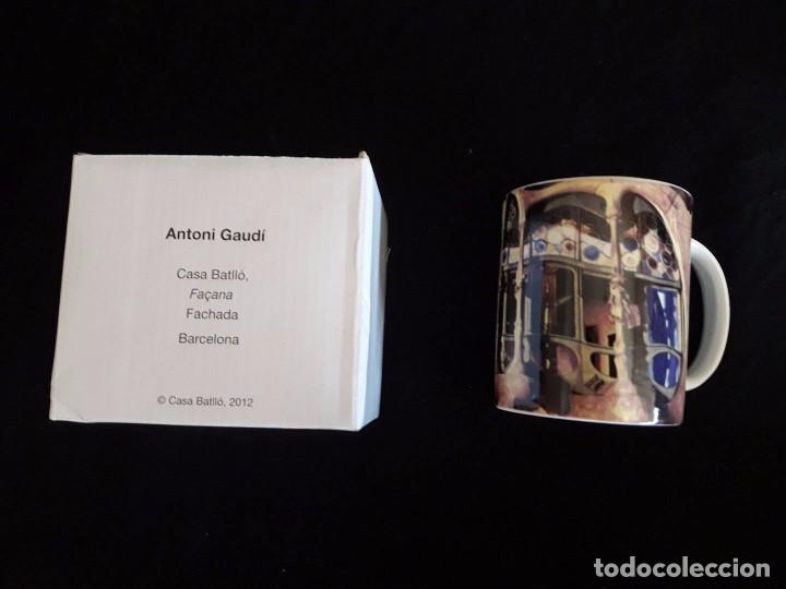 Nuevo: TAZA / CASA BATLL&Oacute; / ANTONI GAUDI / 2012 - Foto 3