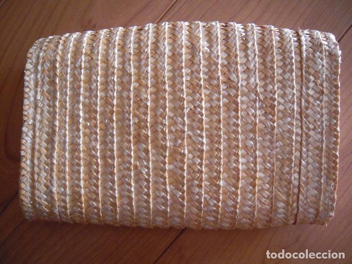 Nuevo: Bolso de paja con corazones y cadena - Foto 6