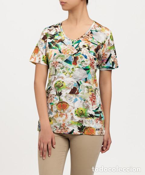 Nuevo: Camiseta estampada talla 44 - Foto 1