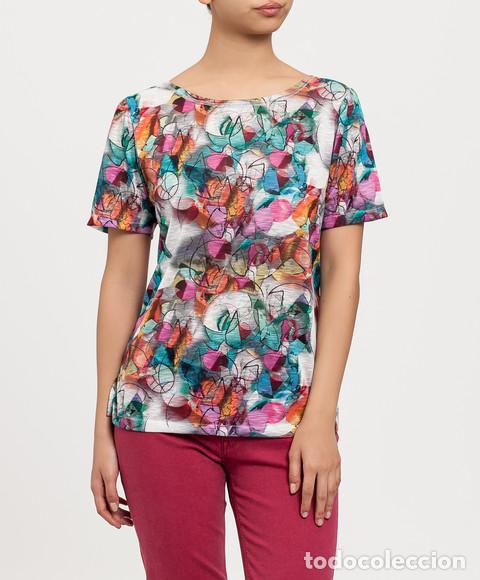 Nuevo: Camiseta estampada abstracta talla 46 - Foto 1