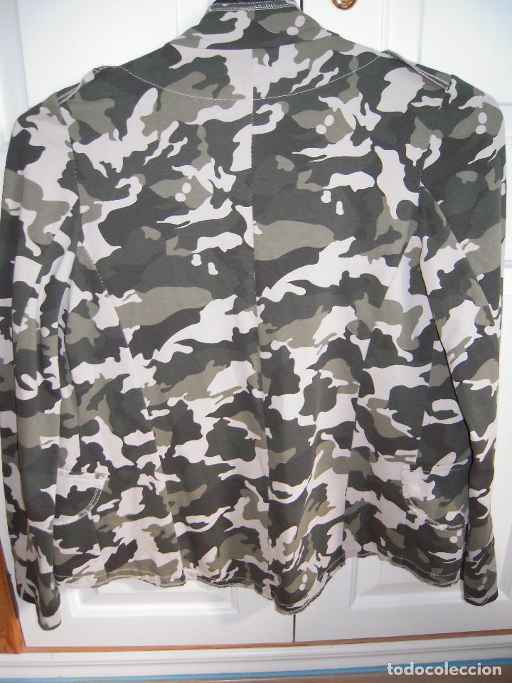 Nuevo: Chaqueta camuflaje talla M - Foto 2