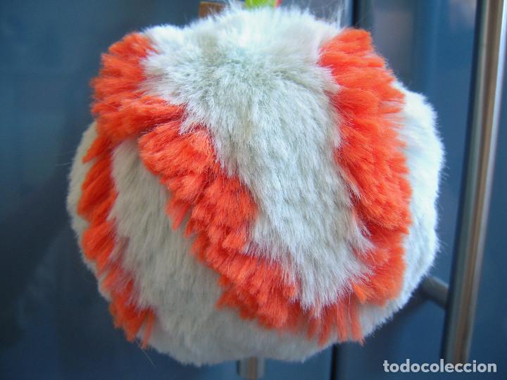 Nuevo: Pomp&oacute;n pelo conejo letra N - Foto 3