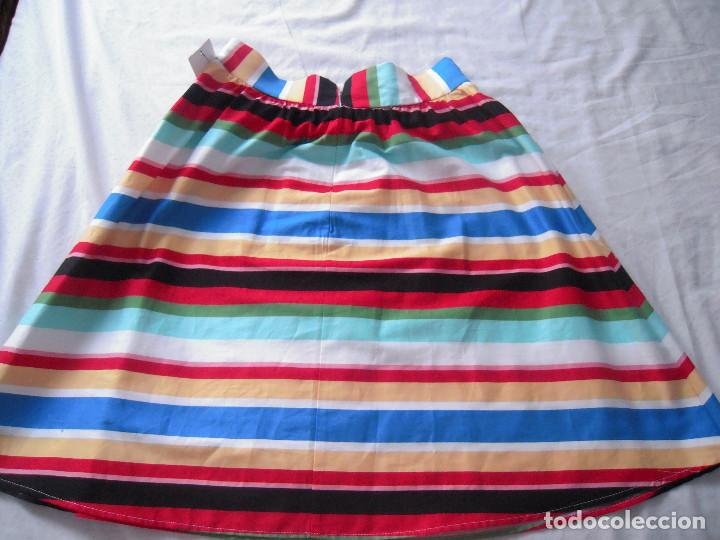 Nuevo: Falda multicolor talla 36 - Foto 2
