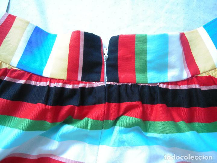 Nuevo: Falda multicolor talla 36 - Foto 4