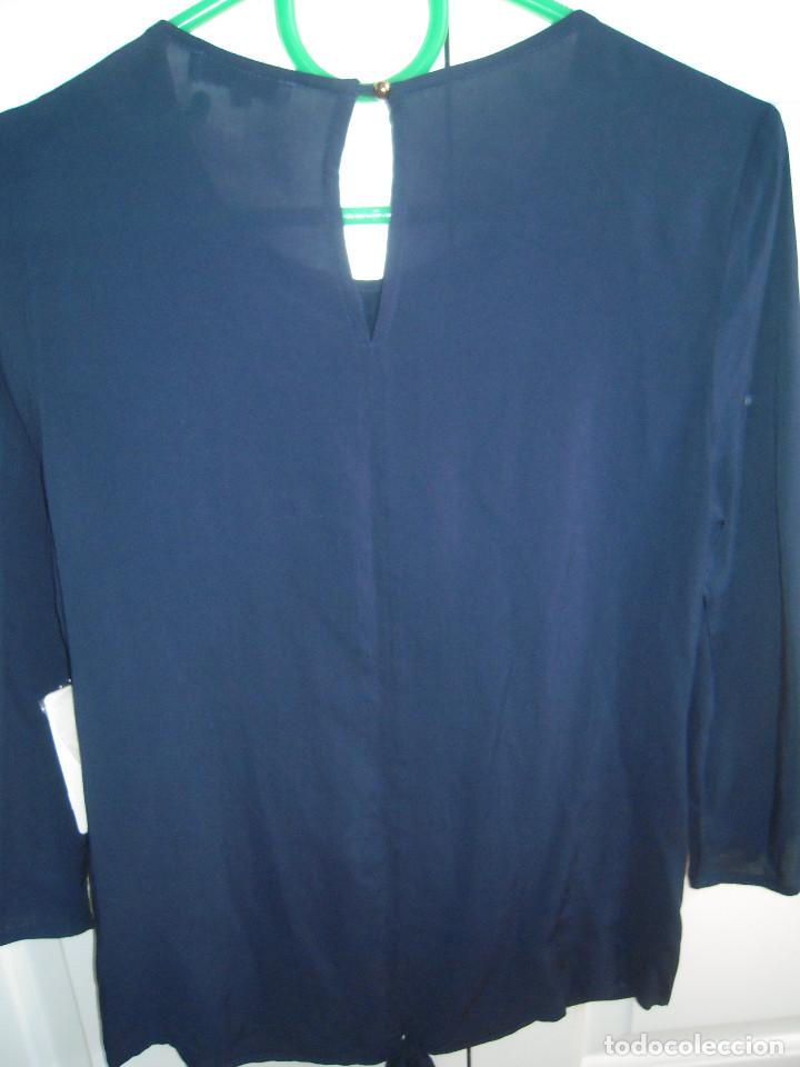 Nuevo: Blusa azul marino talla 38 - Foto 2