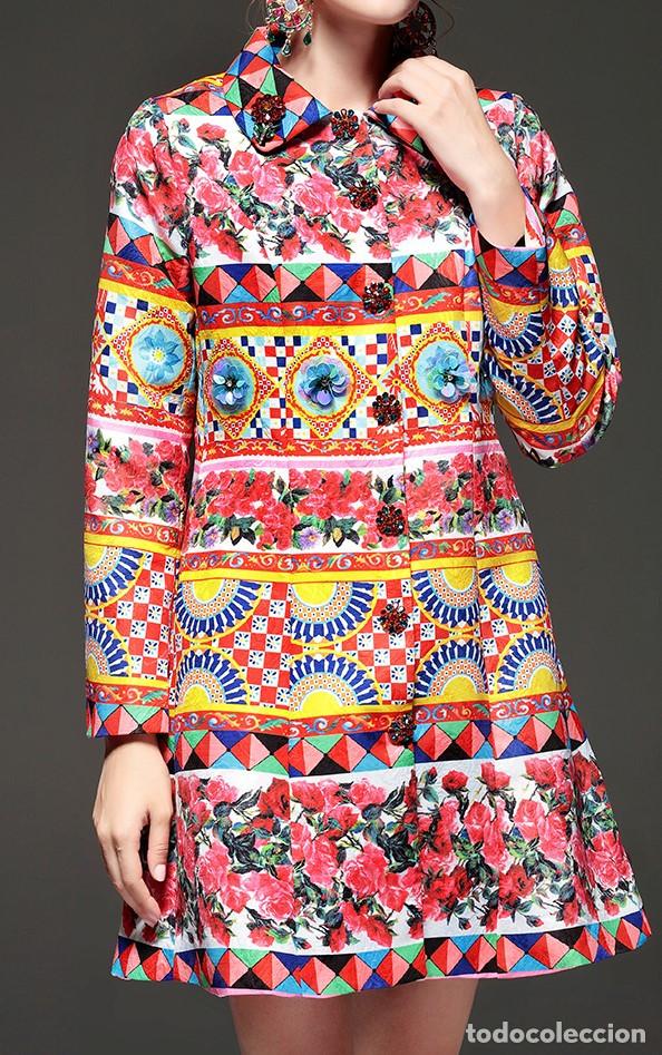 Nuevo: Abrigo multicolor talla M - Foto 1