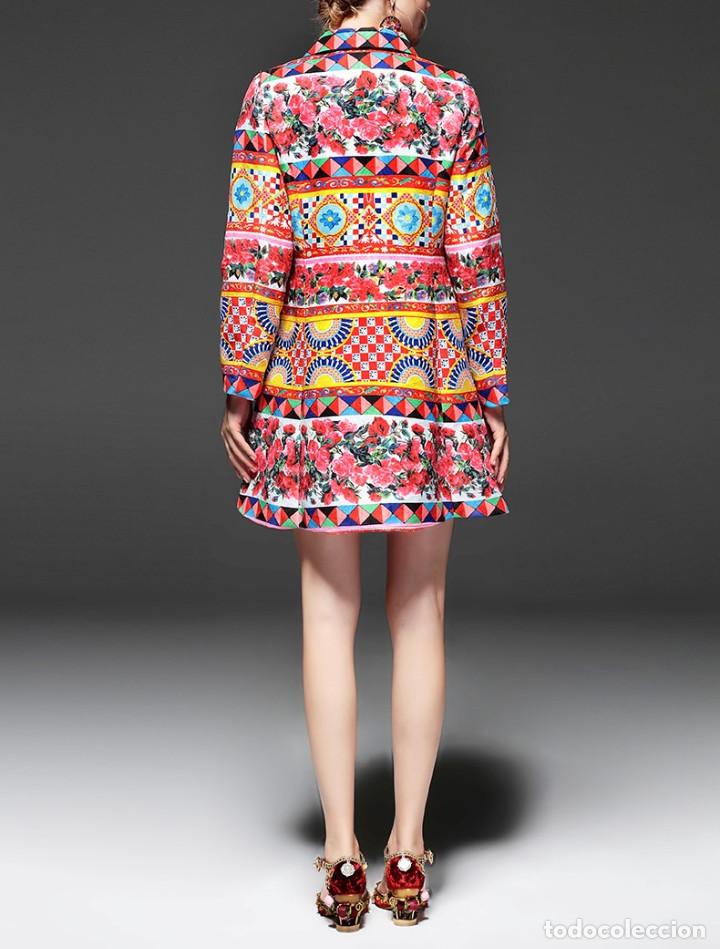 Nuevo: Abrigo multicolor talla M - Foto 3
