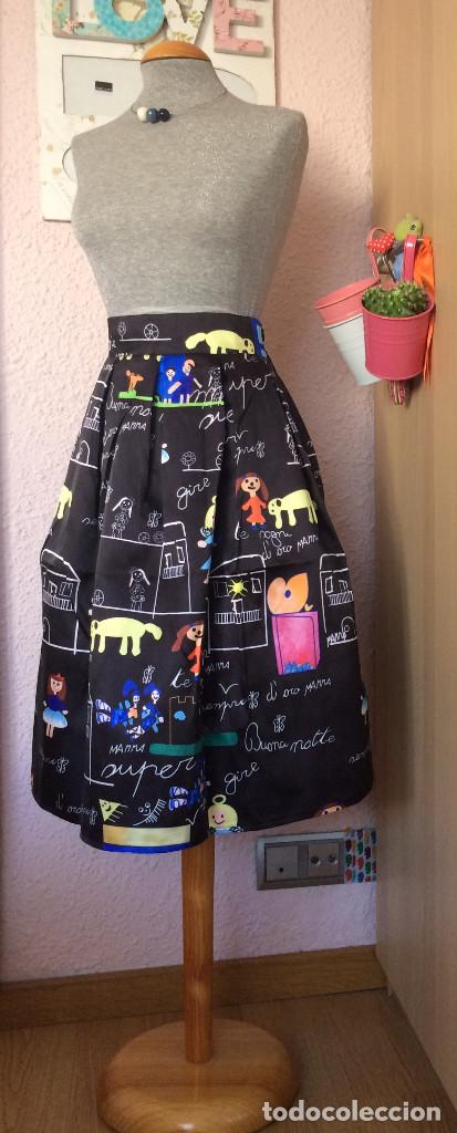 Nuevo: Falda negra dibujos infantiles talla M - Foto 1
