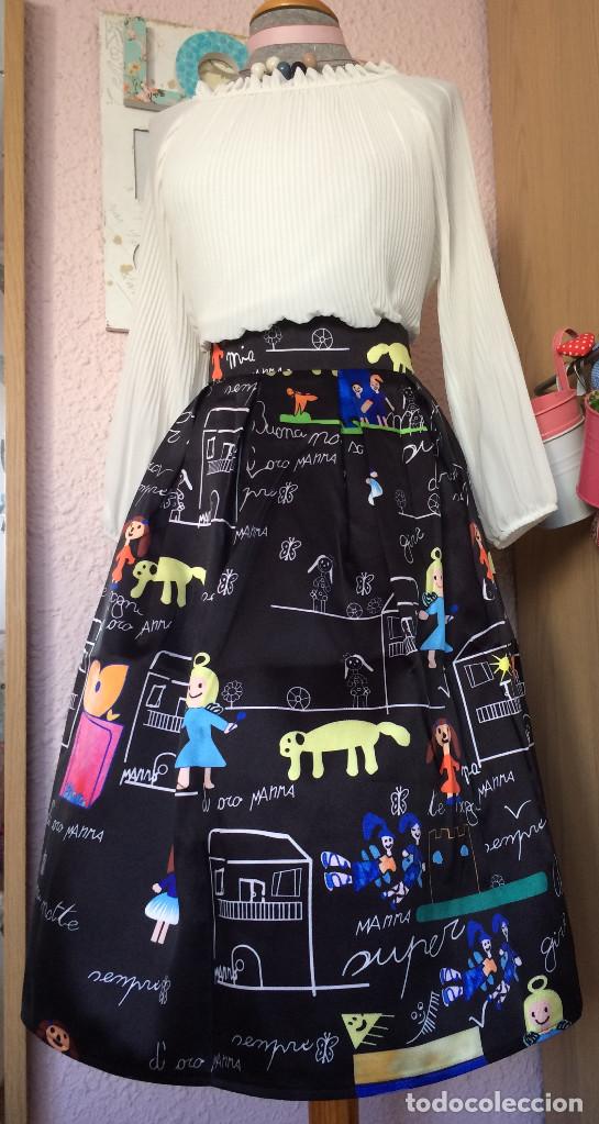 Nuevo: Falda negra dibujos infantiles talla M - Foto 2