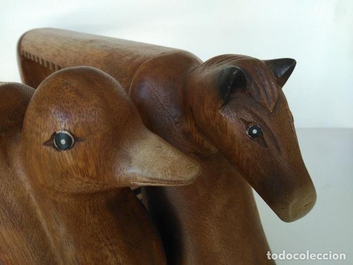 Nuevo: 2 Porta CDs de madera con cabeza de animales - Foto 2