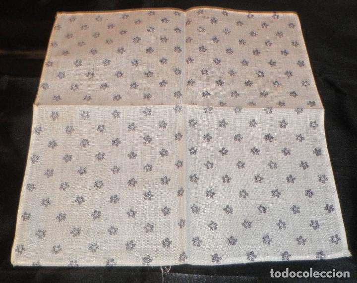 Nuevo: cuatro servilletas peque&ntilde;as nuevas sin usar - Foto 2