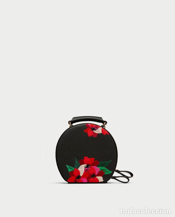Nuevo: Bolso ovalado bordados - Foto 2