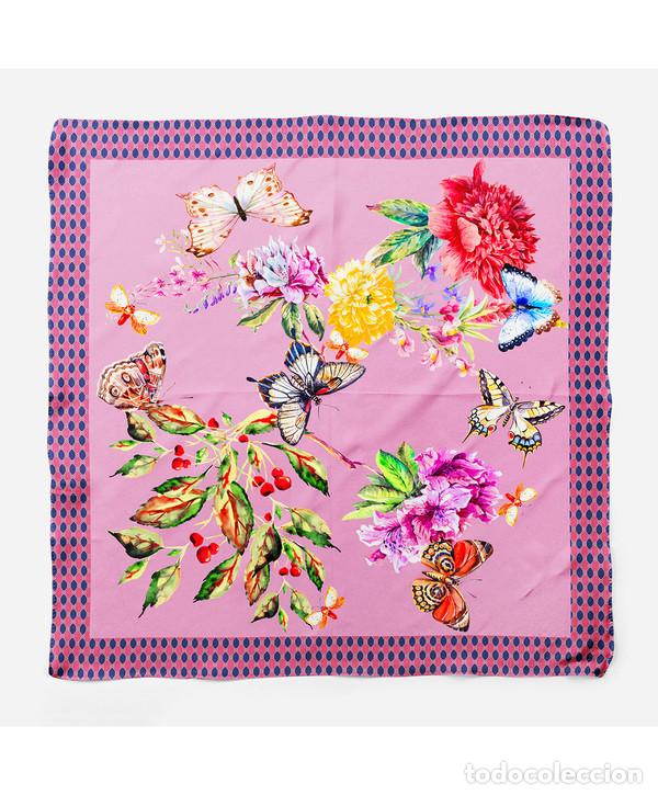 Nuevo: Pa&ntilde;uelo estampado mariposas y flores - Foto 1