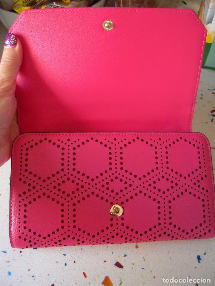 Nuevo: Bolso de mano-cartera rosa - Foto 4