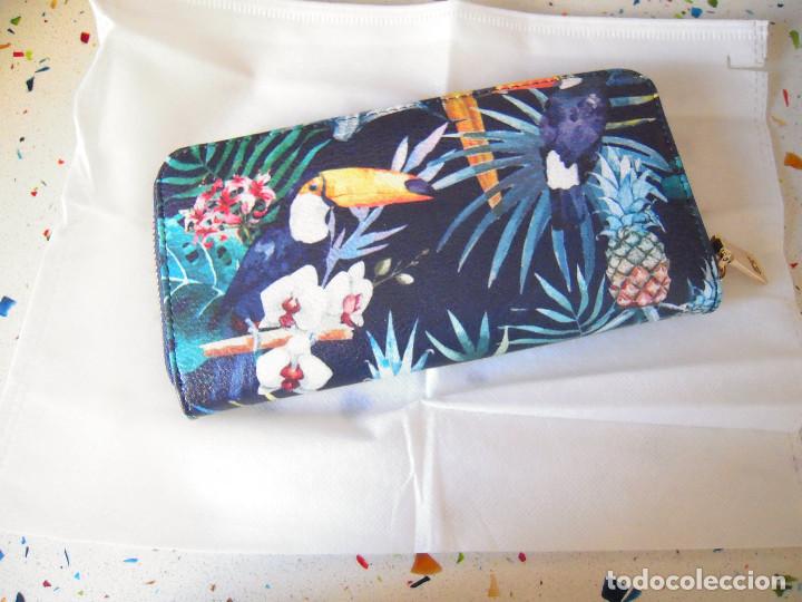 Nuevo: Cartera estampado tropical - Foto 1