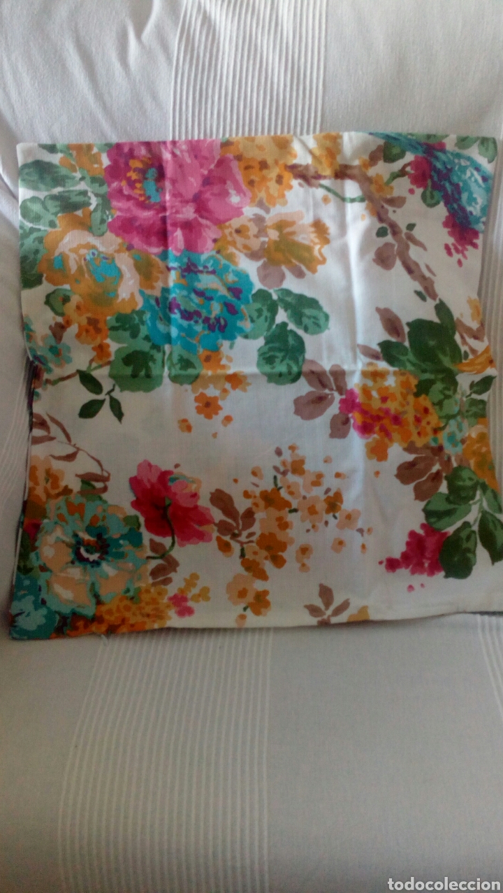 Nuevo: Dos fundas de hilo de algodon 100/100 y seda.50x50. - Foto 1