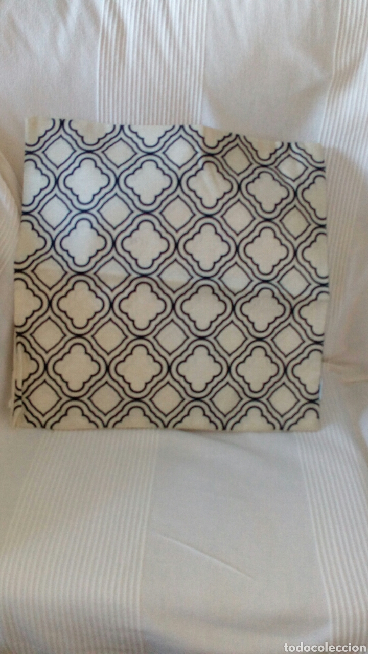 Nuevo: Dos fundas de lino y algodon 45x45. - Foto 1