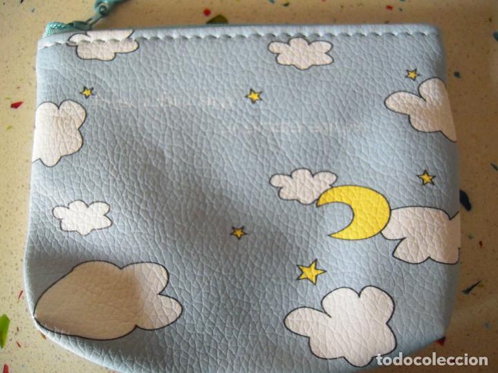 Nuevo: Monedero azul nubes, luna y estrellas - Foto 2