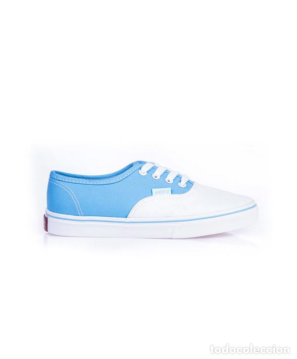 Nuevo: Sneakers azul y blanco talla 38 - Foto 1