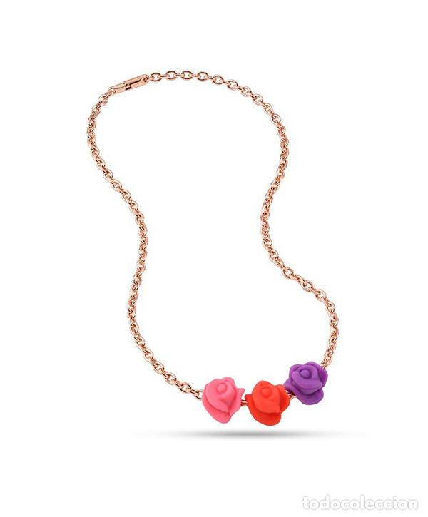 Nuevo: Collar dorado tres rosas - Foto 1