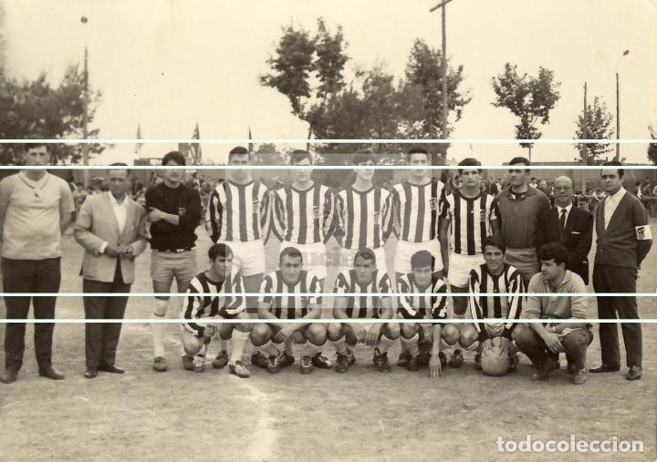 Nuovo: EQUIPO FUTBOL JUVENIL DEL CASTELLON EN EL CAMPO DEL BOVALAR