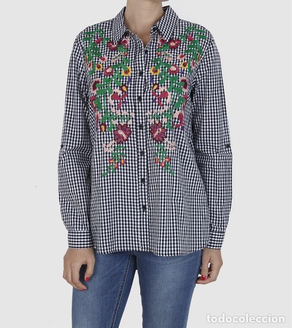 Nuevo: Camisa vichy bordada talla 40 - Foto 1