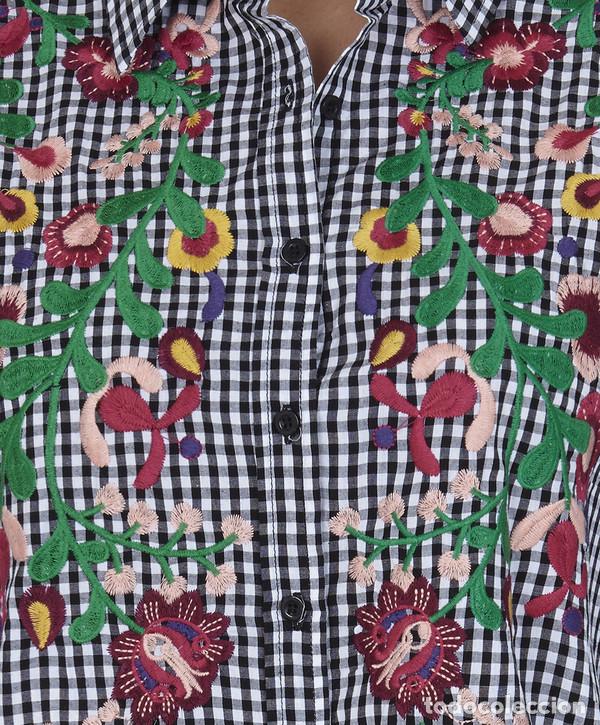 Nuevo: Camisa vichy bordada talla 40 - Foto 3