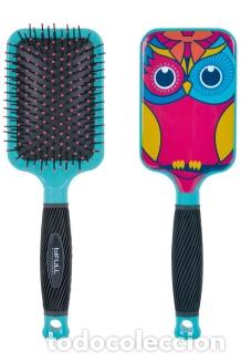 Nuevo: Cepillo de pelo tipo raqueta b&uacute;ho multicolor - Foto 1