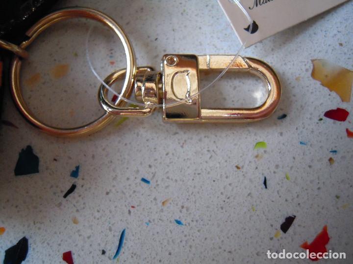 Nuevo: Llavero coraz&oacute;n pompones multicolores - Foto 4