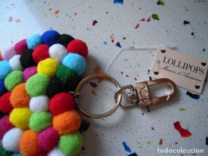 Nuevo: Llavero pompones colores coraz&oacute;n - Foto 3