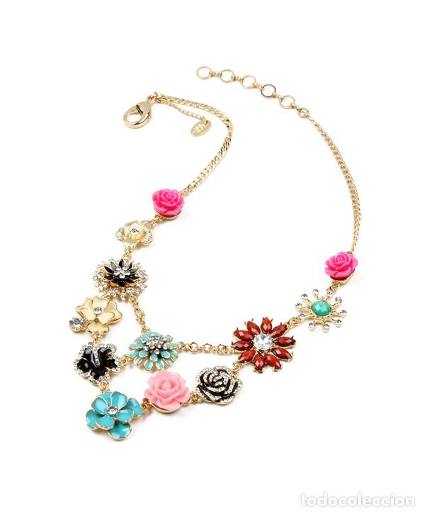 Nuevo: Collar flores - Foto 1