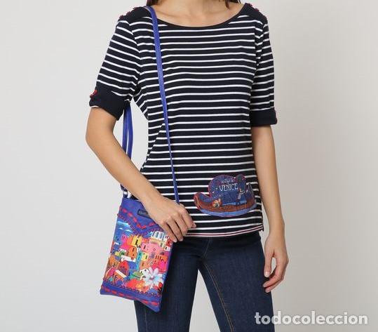 Nuevo: Bandolera azul casas multicolores - Foto 3