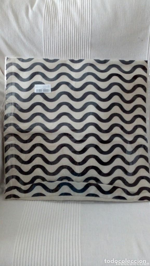 Nuevo: Dos fundas para cojin de lino y algodon 45x45. - Foto 1