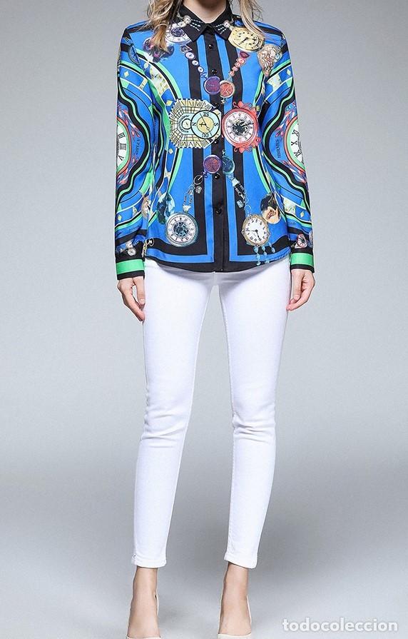 Nuevo: Camisa estampada relojes talla L - Foto 2
