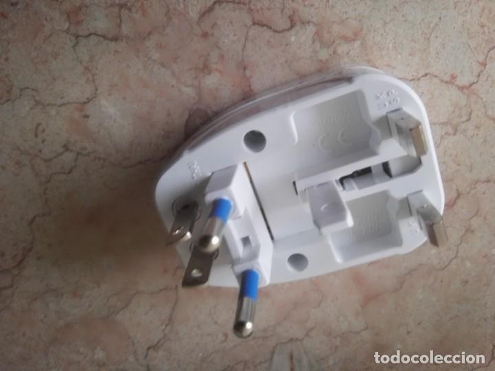 Nuevo: Adaptador de enchufes para viaje - Foto 1