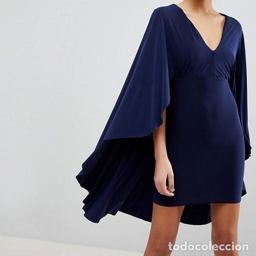 Nuevo: Minivestido ajustado con capa talla 36 - Foto 1