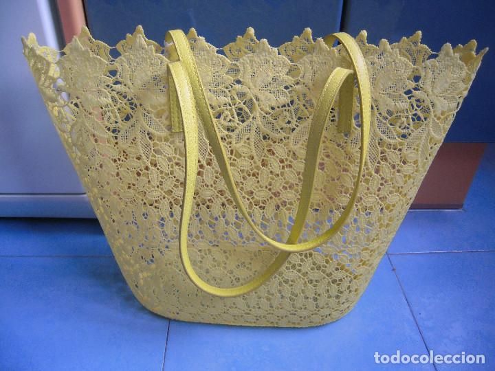 Nuevo: Capazo amarillo tipo encaje - Foto 5