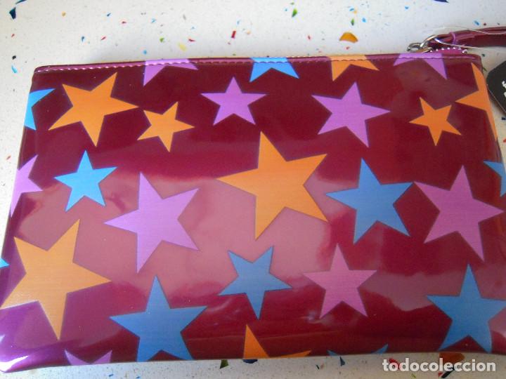 Nuevo: Cartera de mano estrellas - Foto 2