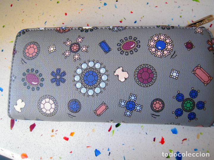Nuevo: Cartera Tous estampado oso y gemas - Foto 4