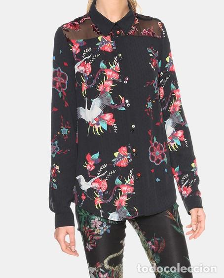 Nuevo: Camisa estampada con transparencias talla S - Foto 1