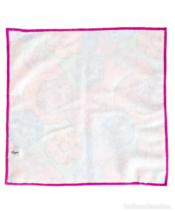 Nuevo: Pack cuatro secamanos microfibra flores - Foto 2