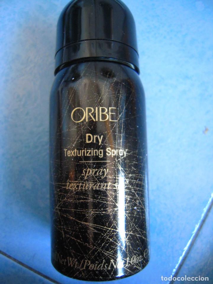 Nuevo: Spray capilar texturizante Oribe - Foto 1