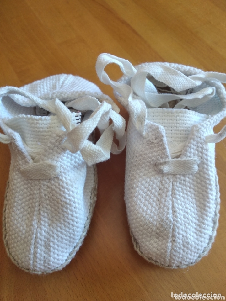 Neu: Alpargatas beb&eacute;, sin estrenar, regalo unos zapatitos usados
