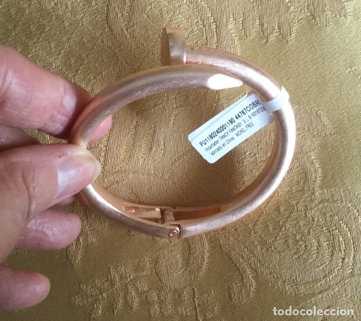 Nuevo: PULSERA DE METAL ORO ROSA CON FORMA DE CLAVO - Foto 8
