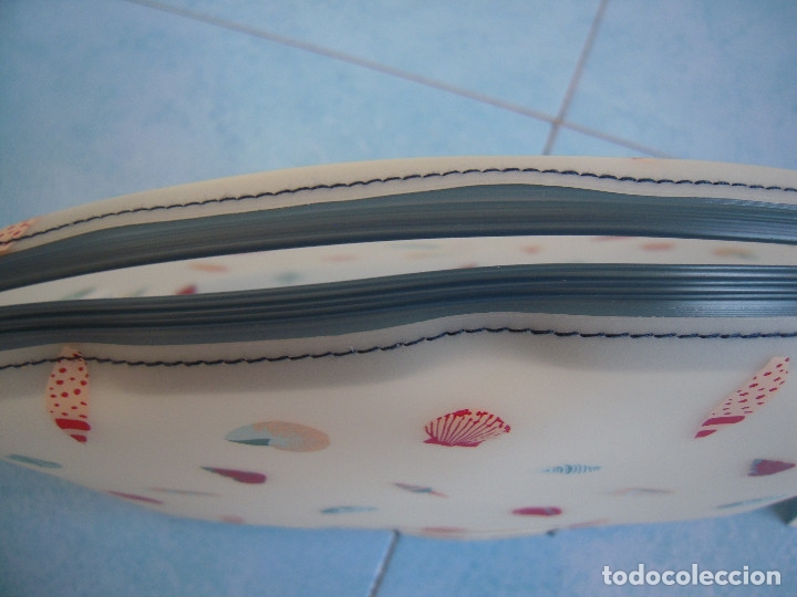 Nuevo: Neceser blanco conchas multicolores - Foto 2