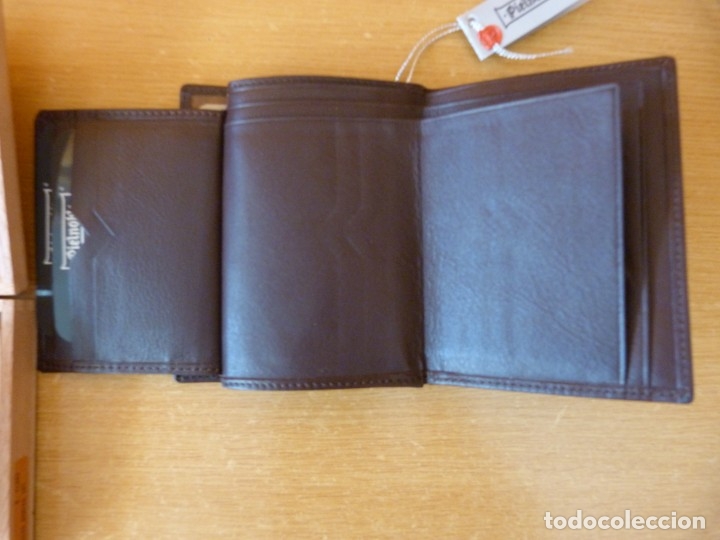 Nuevo: CARTERA / BILLETERA - NUEVA - PIELNOBLE - CON CAJA Y COMPLEMENTOS - Foto 4